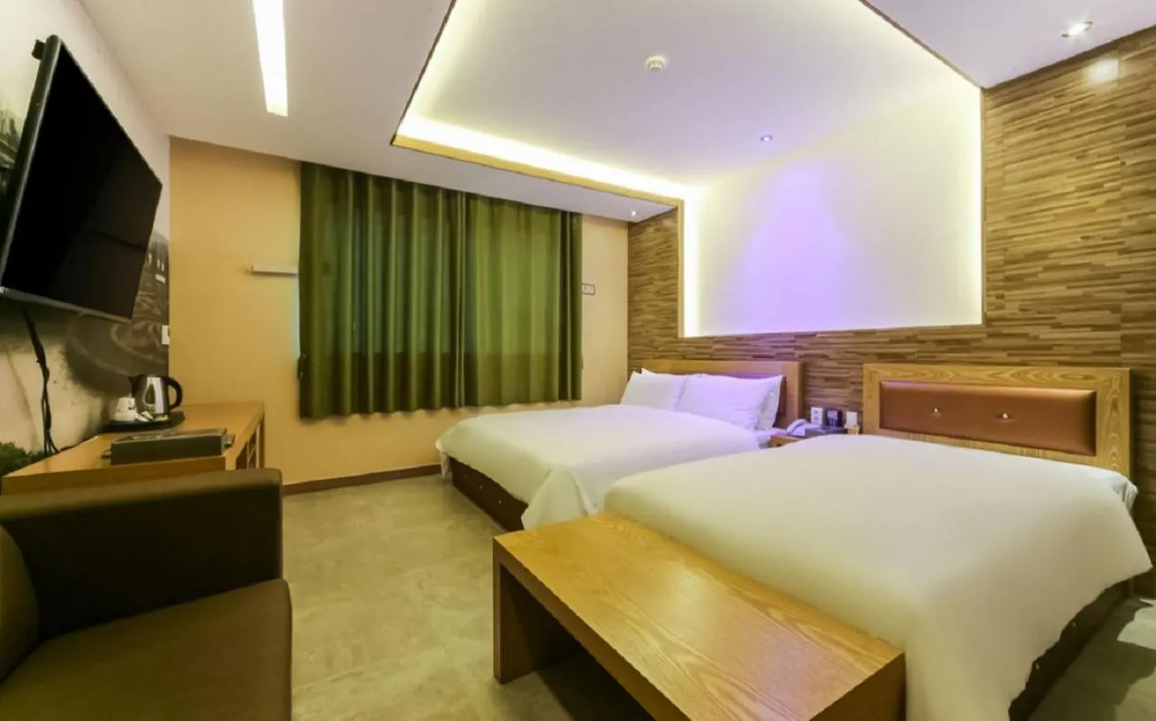 Songjeong Olla Hotel Busan 2*,  South Korea