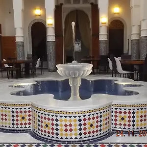 https://riad-au-20-jasmins-spa.hotelfesmorocco.com